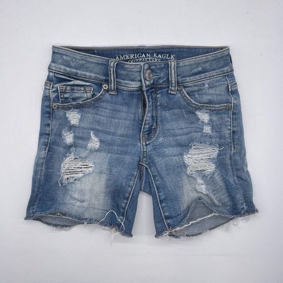 American Eagle Pants - AEO American Eagle Size 0 Midi Jean Shorts Frayed Ripped
